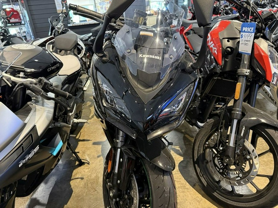 2025 Kawasaki Ninja 1100SX ABS