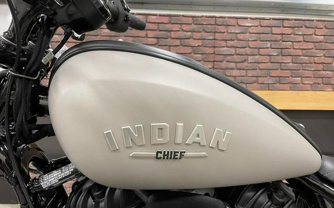 2023 Indian Motorcycle® Chief® ABS Silver Quartz Smoke