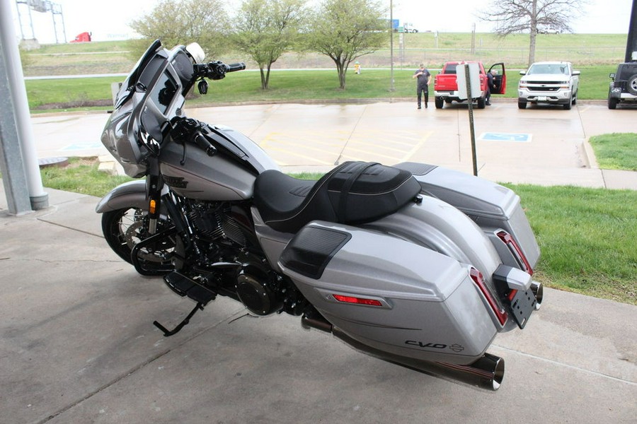 2023 Harley-Davidson® FLHXSE - CVO™ Street Glide®