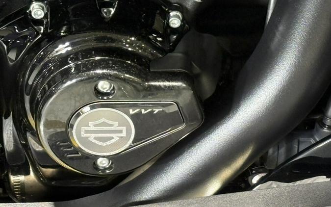 2026 Harley-Davidson® Street Glide 3 Limited Purple Abyss / Vivid Black Black Trim