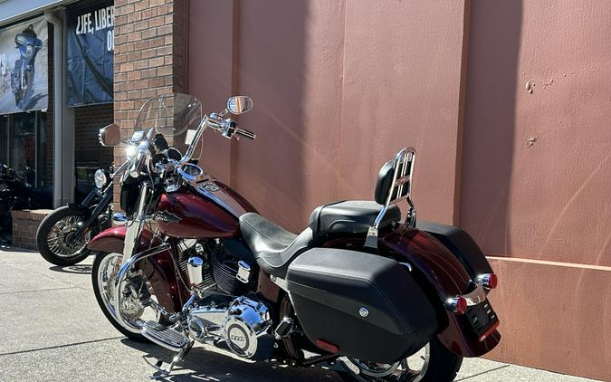 Harley-Davidson® CVO™ Softail® Convertible Crimson Red Sunglo & Scarlet Lace