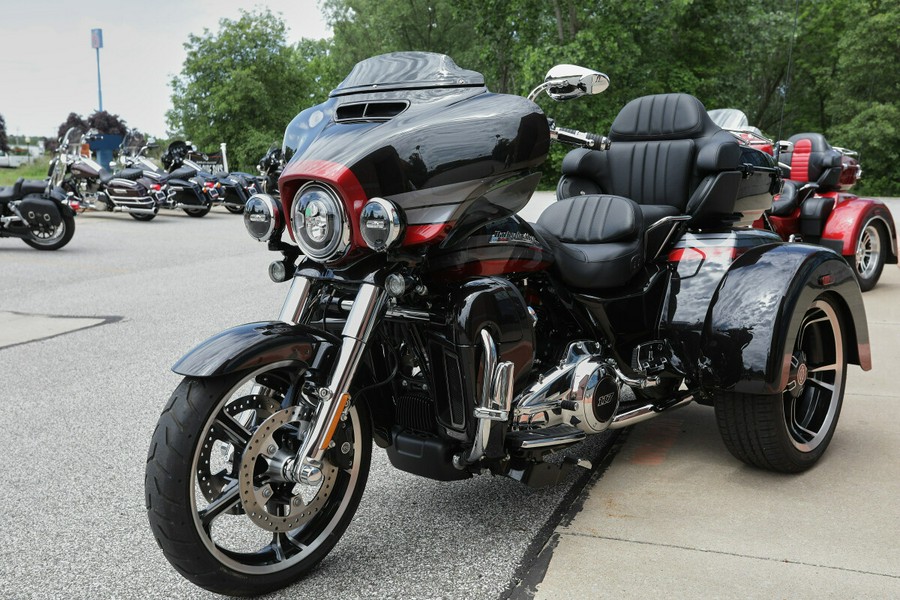 Used 2020 Harley-Davidson CVO Tri Glide For Sale Near Medina, Ohio