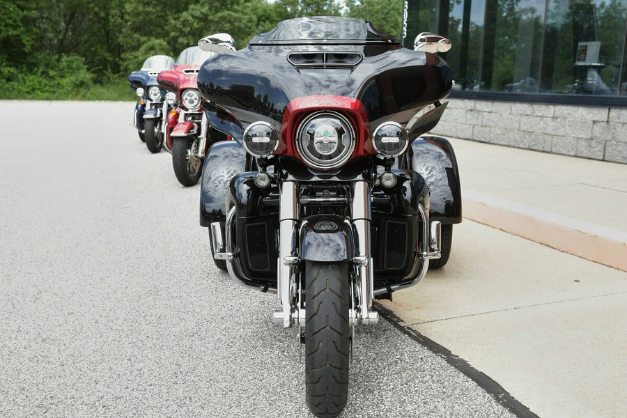 Used 2020 Harley-Davidson CVO Tri Glide For Sale Near Medina, Ohio