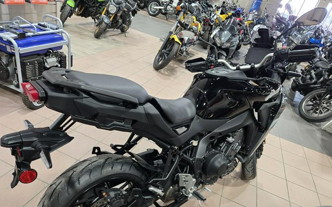 2025 YAMAHA TRACER 9
