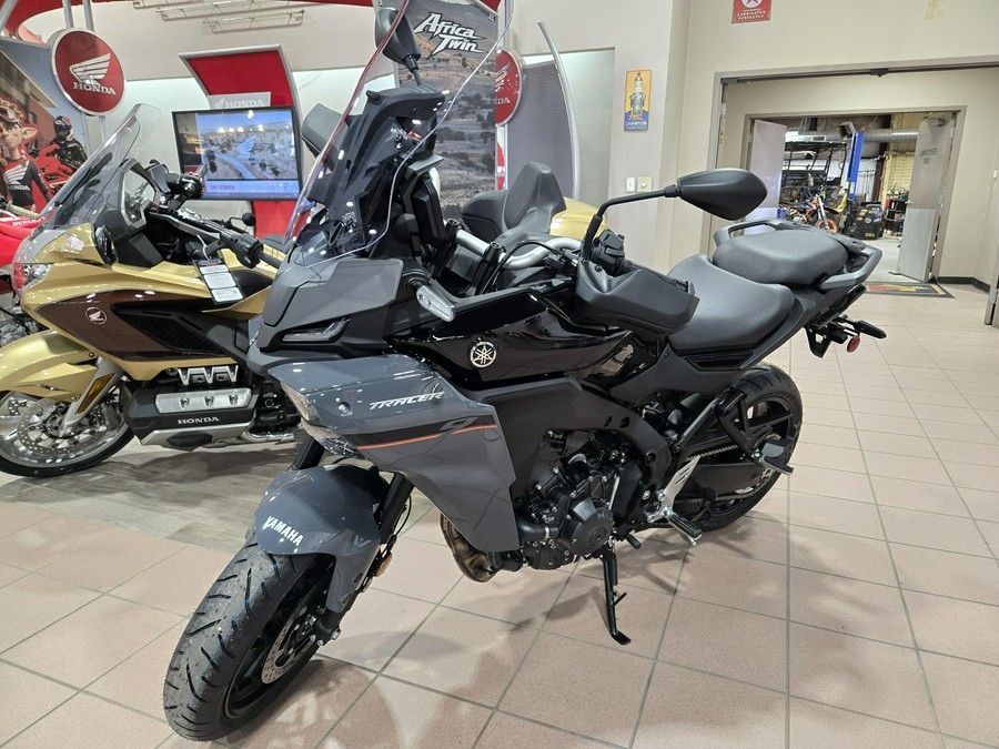 2025 YAMAHA TRACER 9