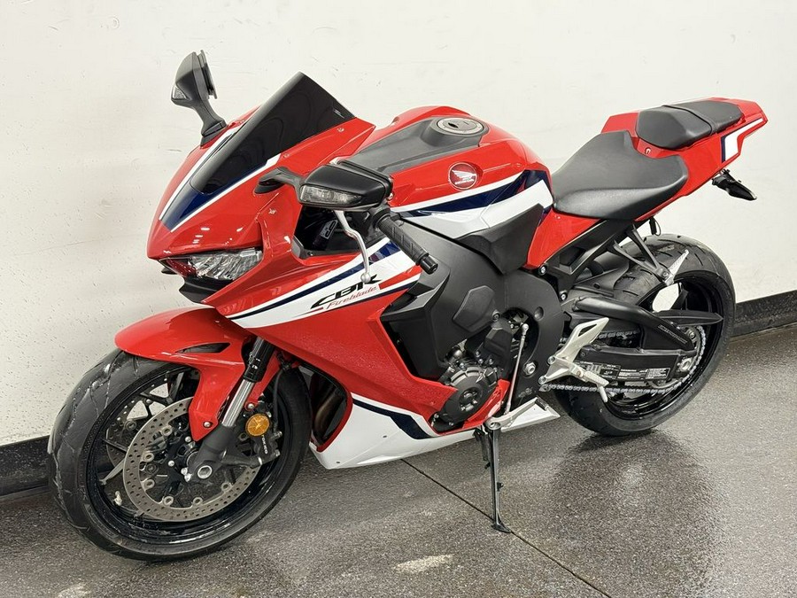 2021 Honda® CBR1000RR ABS