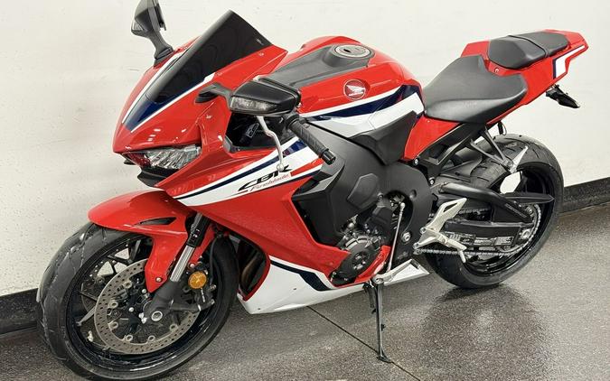 2021 Honda® CBR1000RR ABS