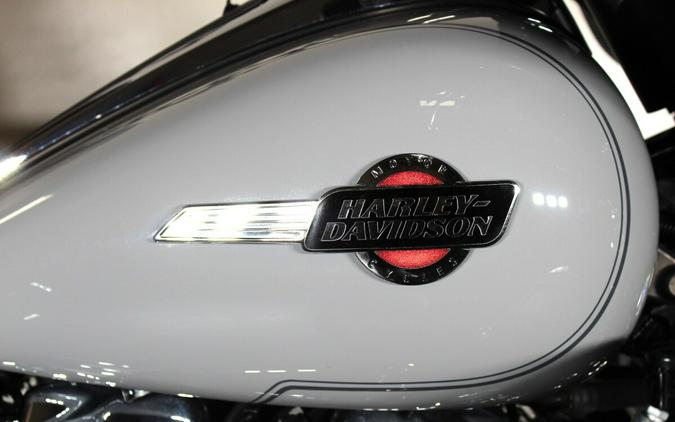 2024 Harley-Davidson® FLHTCUTG Tri Glide™ Ultra