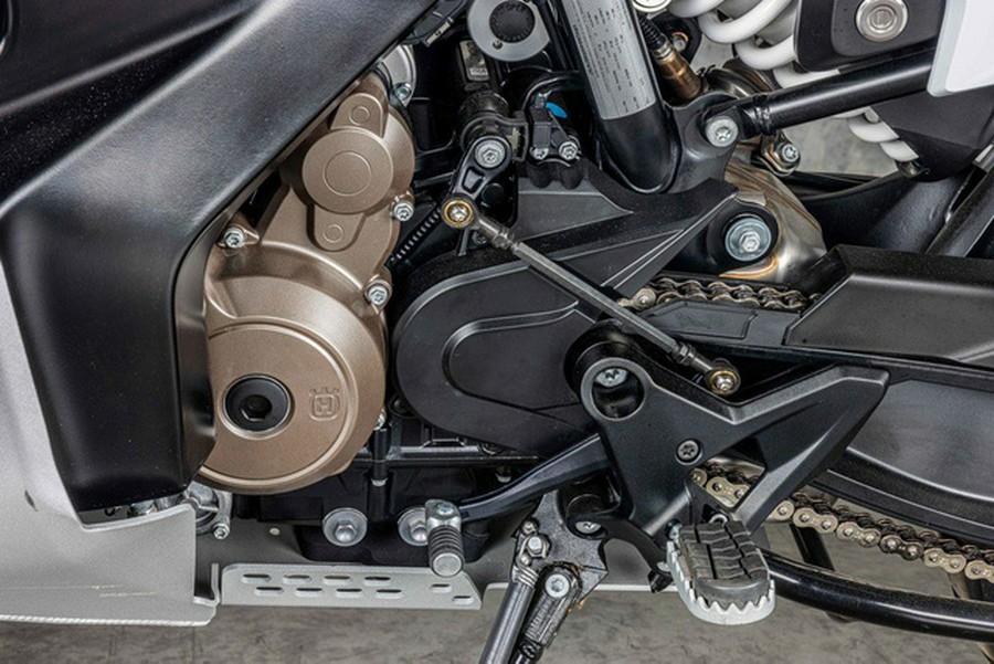 2024 Husqvarna Norden 901 Expedition