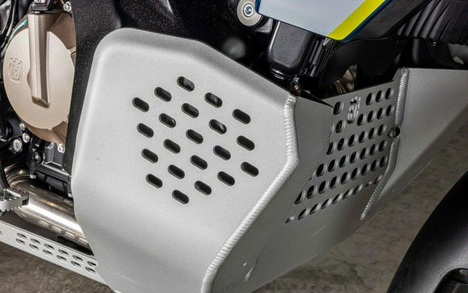 2024 Husqvarna Norden 901 Expedition