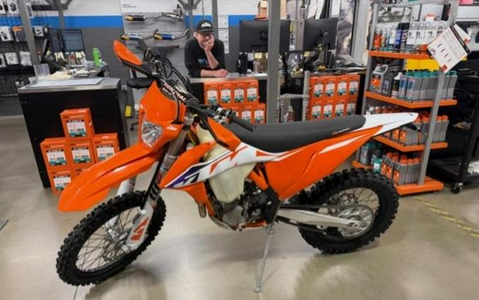 2023 KTM 450 XCF-W