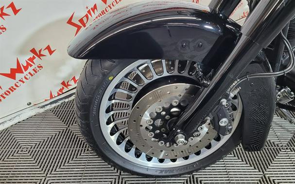 2011 HARLEY DAVIDSON ULTRA CLASSIC FLHTCU
