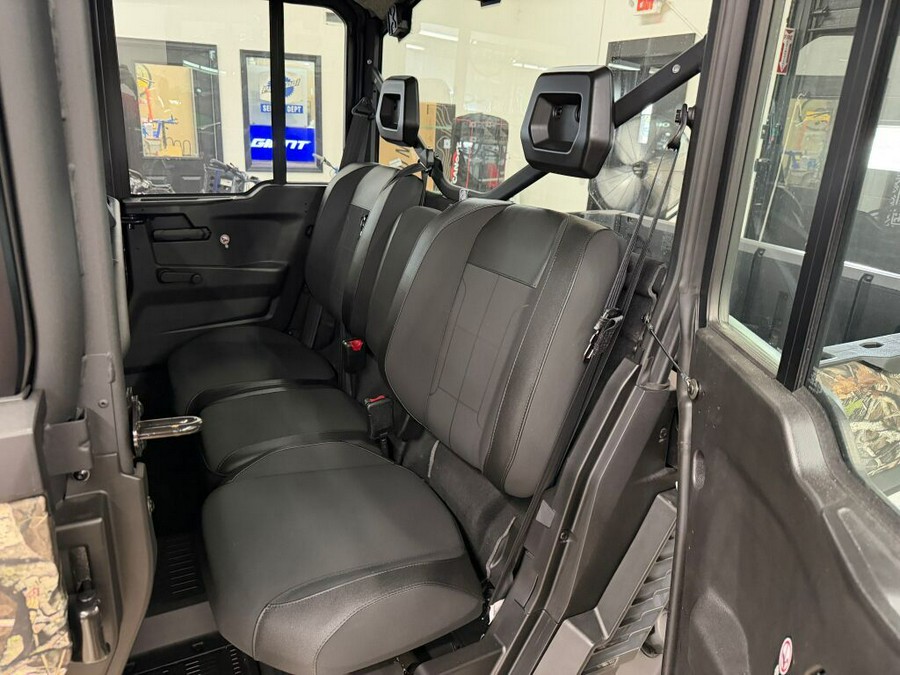 2026 Can-Am Defender MAX XT CAB HD11