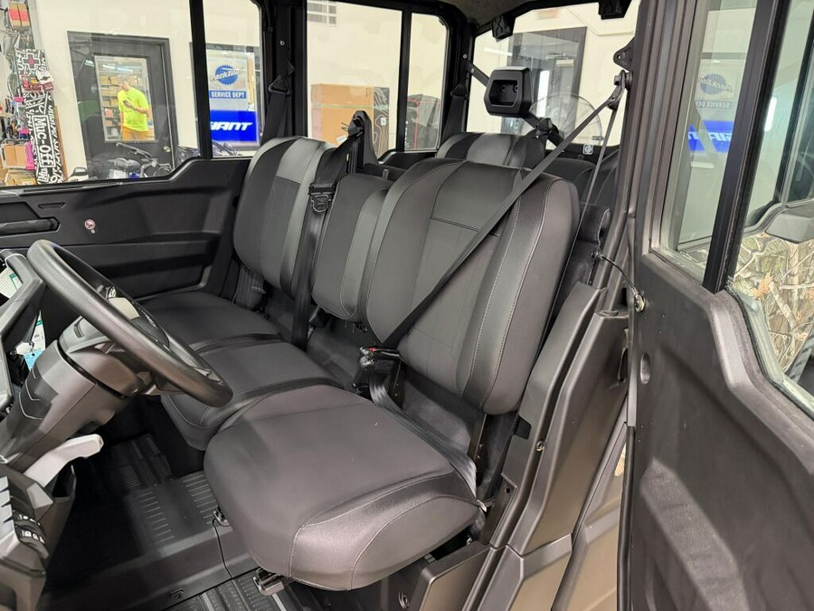 2026 Can-Am Defender MAX XT CAB HD11