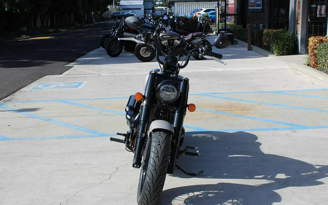 2023 Indian Motorcycle® Chief® Bobber Dark Horse® Silver Quartz Smoke