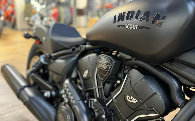 2025 Indian Motorcycle® Sport Scout® Limited +Tech Black Smoke