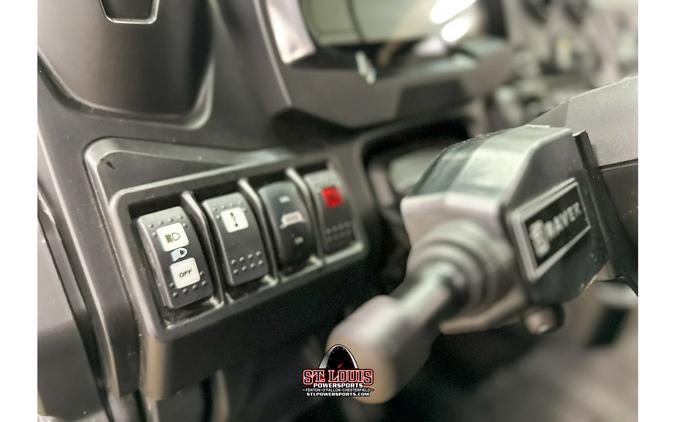 2025 Can-Am Defender Max Limited Lonestar CAB