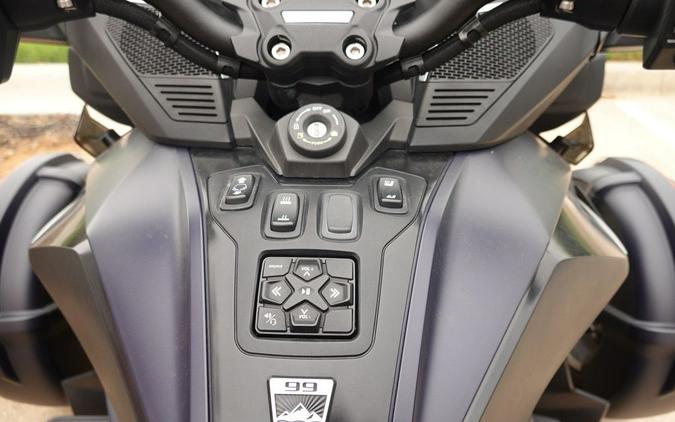 2022 Can-Am Spyder RT Sea-To-Sky