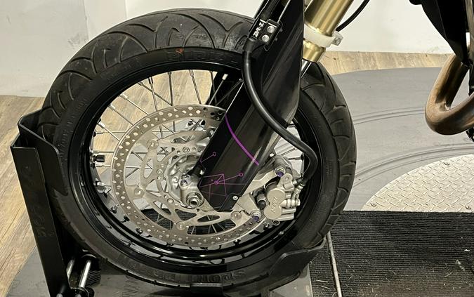 2018 Suzuki Motor of America Inc. DR-Z400SM