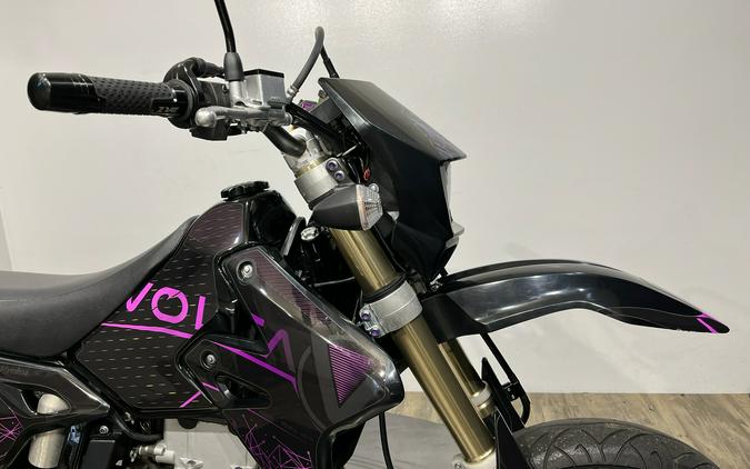 2018 Suzuki Motor of America Inc. DR-Z400SM