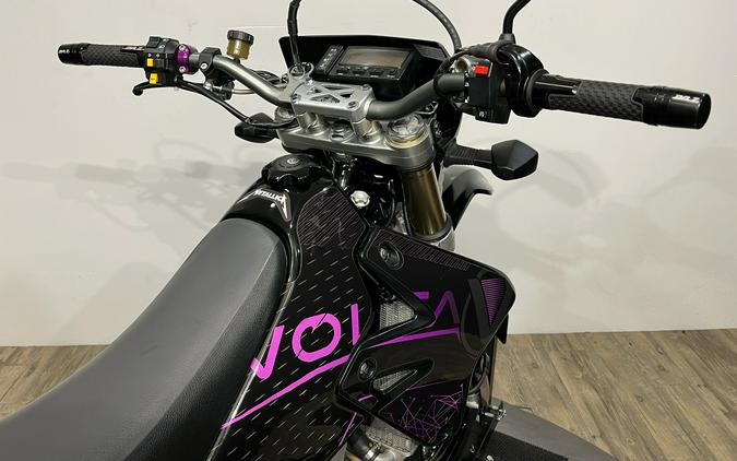 2018 Suzuki Motor of America Inc. DR-Z400SM