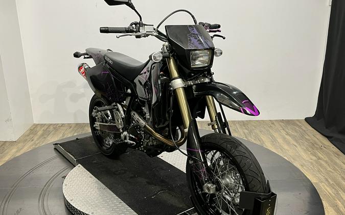 2018 Suzuki Motor of America Inc. DR-Z400SM