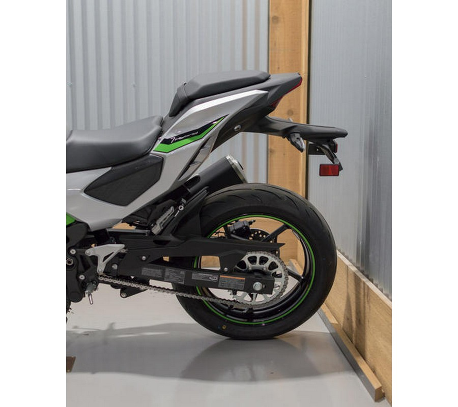 2024 Kawasaki Z7 Hybrid ABS