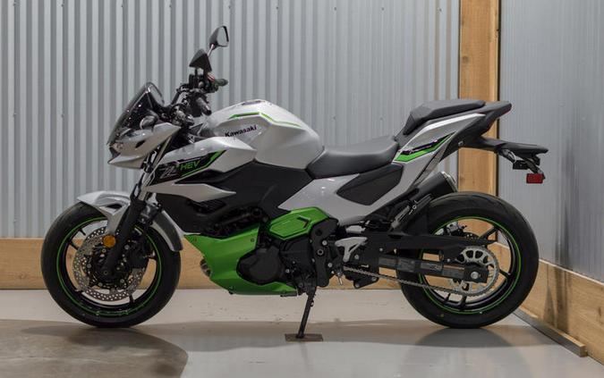 2024 Kawasaki Z7 Hybrid ABS