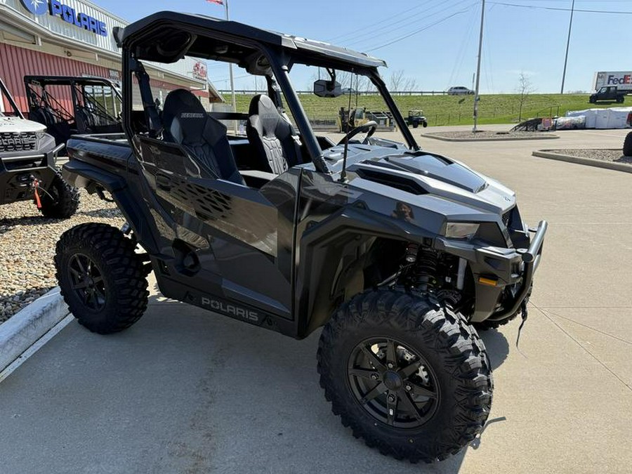 2025 Polaris® General XP 1000 Ultimate