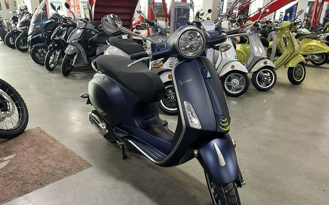 2025 Vespa Primavera 50 Tech