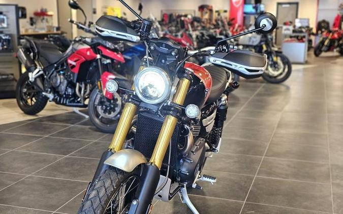 2024 Triumph Scrambler 1200 XE Baja Orange / Phantom Black