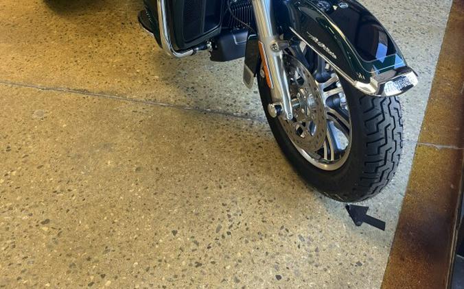2024 Harley-Davidson Tri Glide Ultra ALPINE GRN/BLK W/ PINSTRIPE