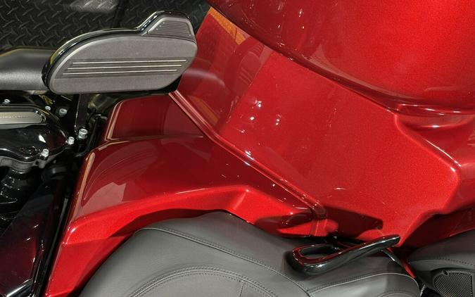 2026 Harley-Davidson® Street Glide 3 Limited Brilliant Red Black Trim