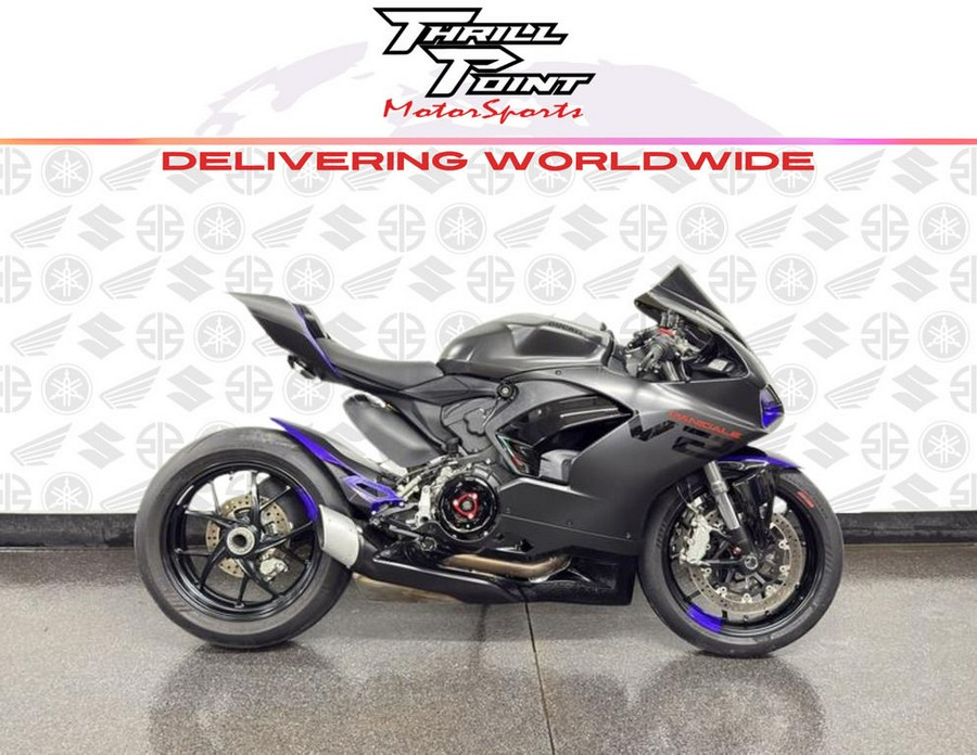 2024 Ducati Panigale V2 Black on Black