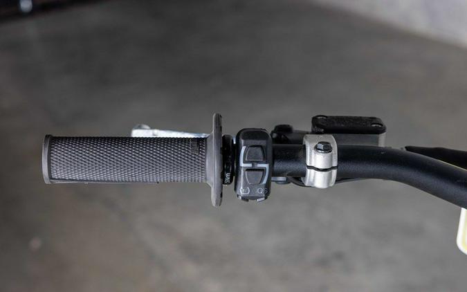 2025 Husqvarna FC 450 - SM384656