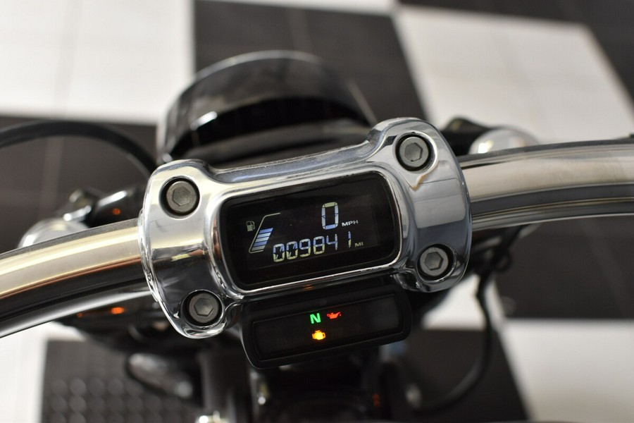 2023 Harley-Davidson Breakout Atlas Silver Metallic