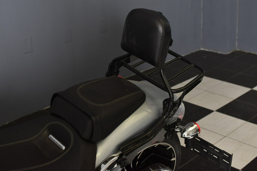 2023 Harley-Davidson Breakout Atlas Silver Metallic