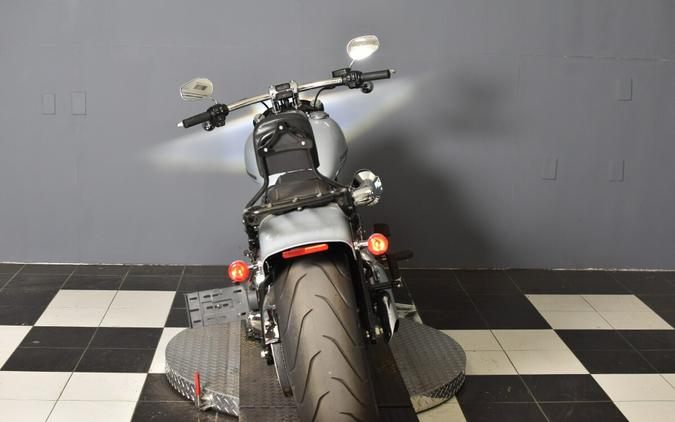 2023 Harley-Davidson Breakout Atlas Silver Metallic