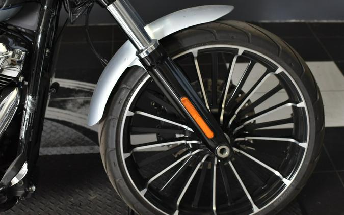 2023 Harley-Davidson Breakout Atlas Silver Metallic