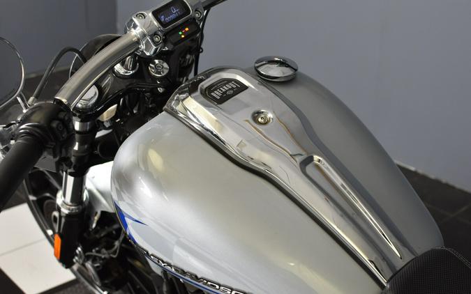 2023 Harley-Davidson Breakout Atlas Silver Metallic