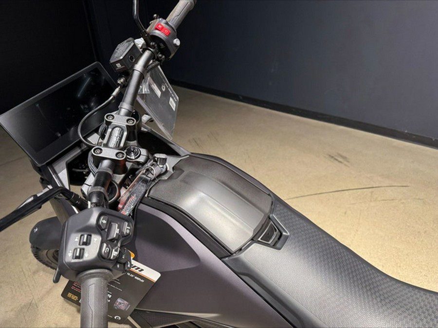 2025 Can-Am Origin Carbon Black