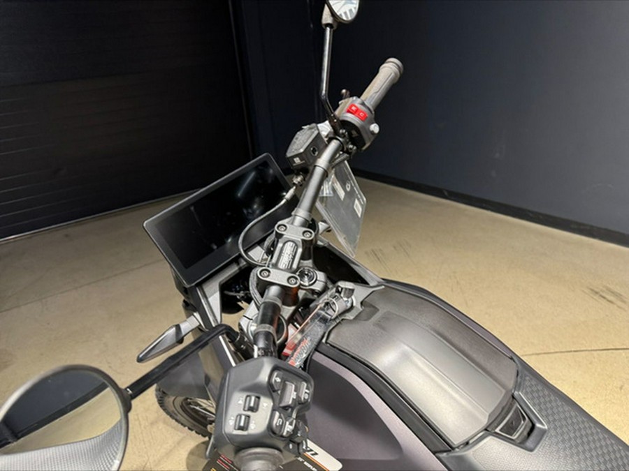 2025 Can-Am Origin Carbon Black