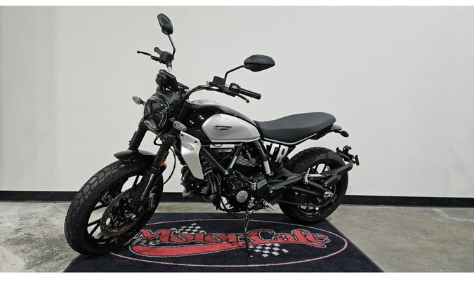 2024 Ducati 800 ICON Demo