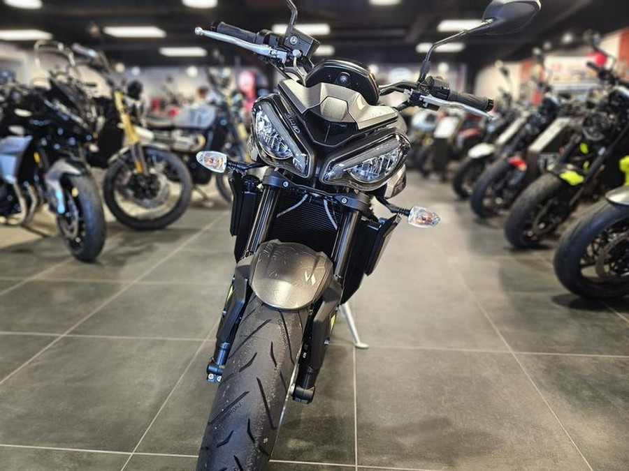 2024 Triumph Street Triple 765 R Silver Ice