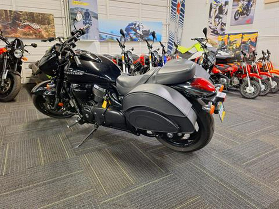 2017 Suzuki Boulevard M90