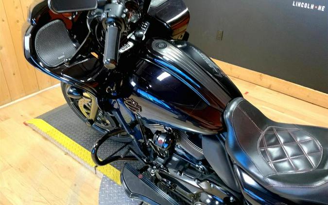 2019 Harley-Davidson® FLTRXSE - CVO™ Road Glide®