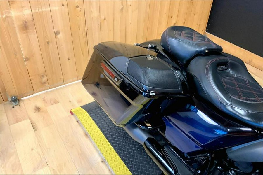 2019 Harley-Davidson® FLTRXSE - CVO™ Road Glide®