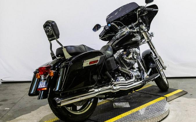 2013 Harley-Davidson® FLD - Dyna® Switchback™