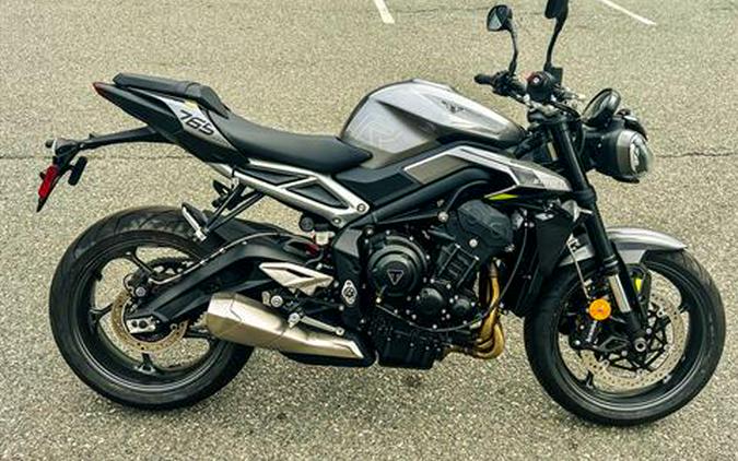 2024 Triumph Street Triple 765 R