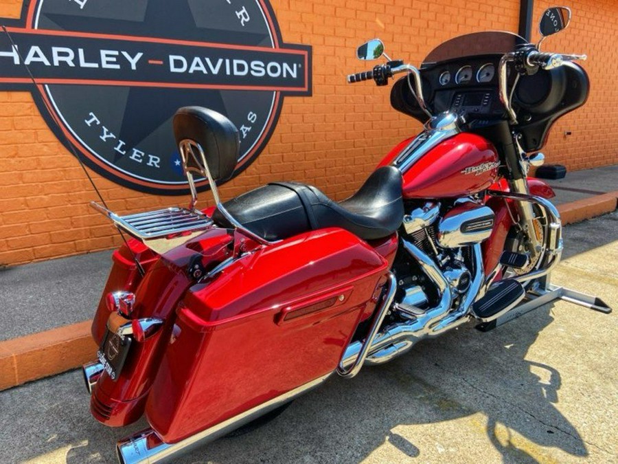 2019 Harley-Davidson® FLHX - Street Glide®